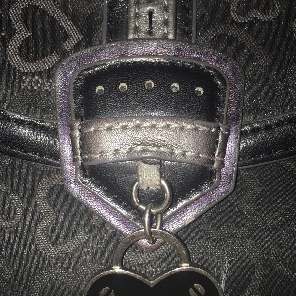 🖤BLACK XOXO CLUCTH/WRISTLET🖤 - Picture 4 of 8